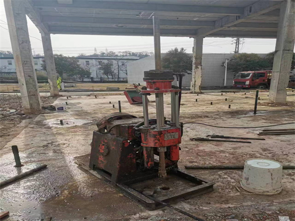 杜尔伯特袖阀管小导管注浆加固施工工艺